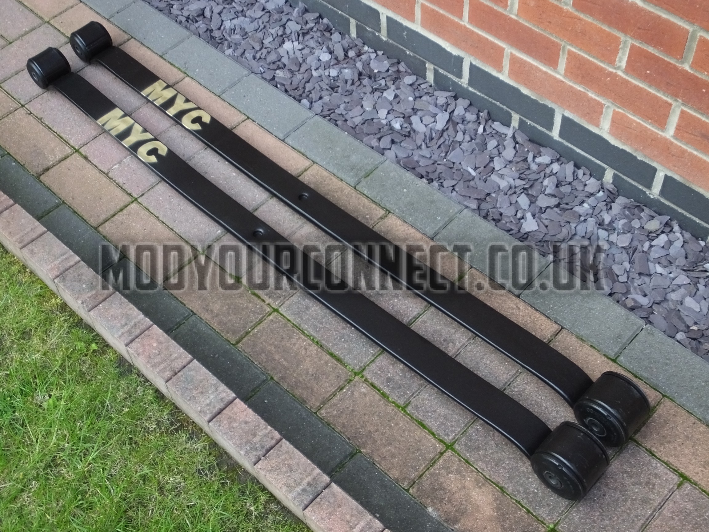 MYC Transit Custom 20122023 Rear Lowered Leaf Springs » Mod Your Connect