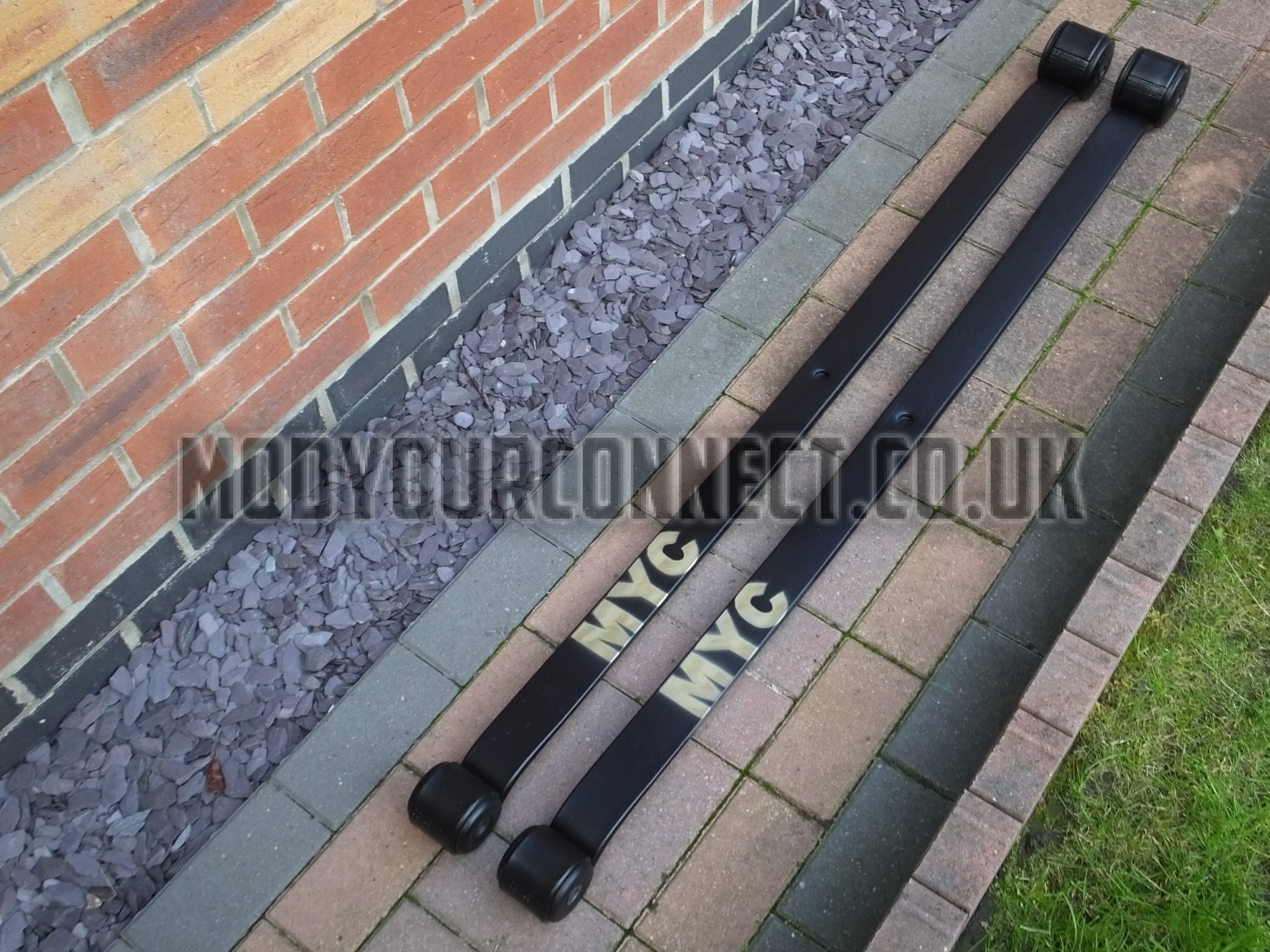 MYC Transit Custom 20122023 Rear Lowered Leaf Springs » Mod Your Connect